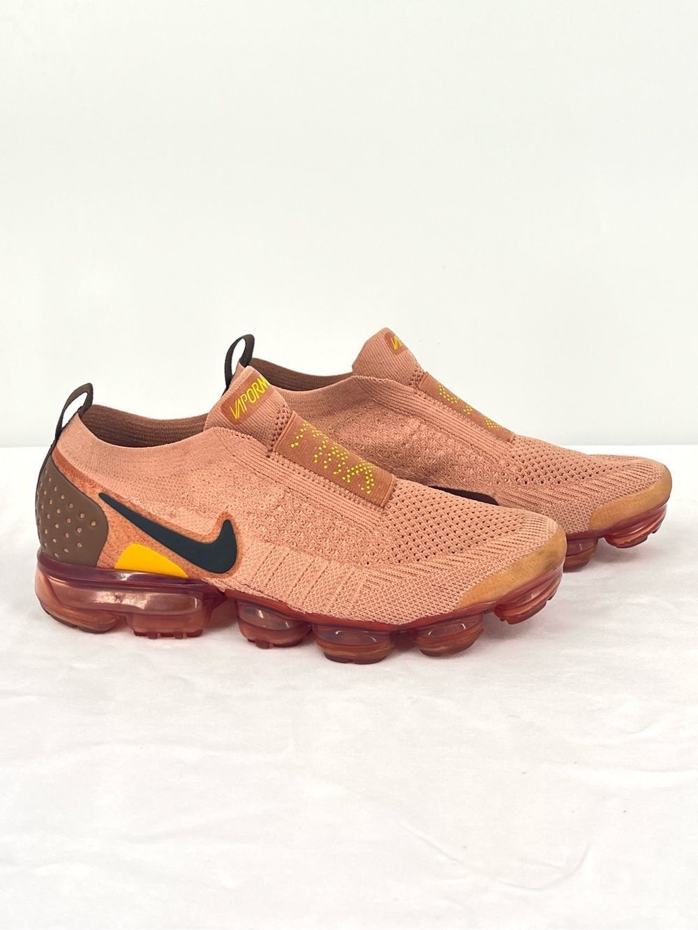 Nike Air VaporMax Moc 2 Terra Blush Flyknit Slip On Running Shoes Women's 8